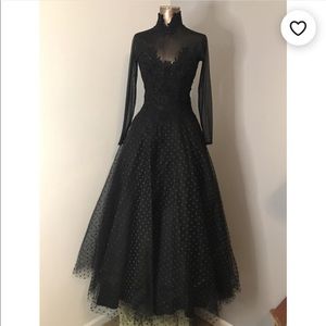 Size 6 Tadashi Shoji black lace evening gown.